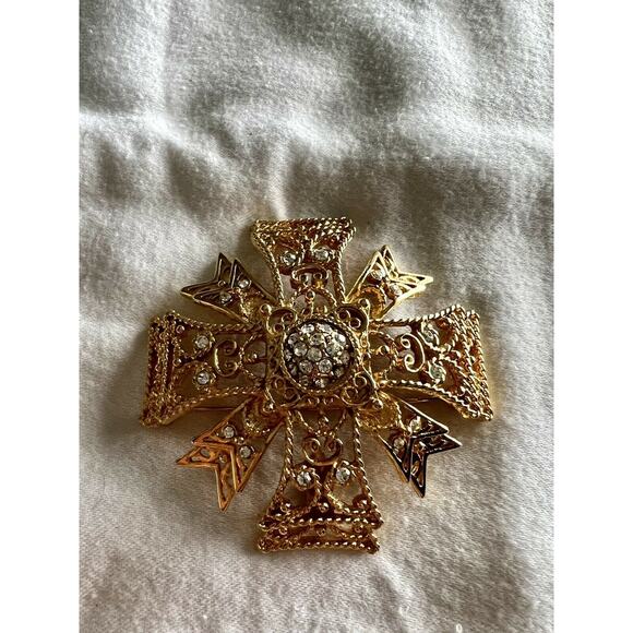 KJL maltese Cross Kenneth Jay Lane Rotating center pin brooch gold tone - Picture 9 of 10